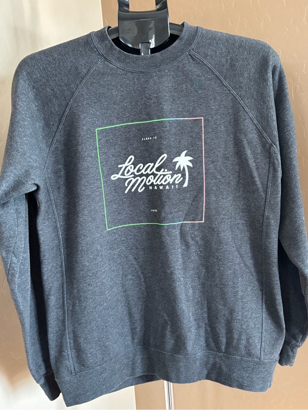 LOCAL MOTION HAWAII 🌴🩷 Long Sleeve Crew Neck Sweatshirt